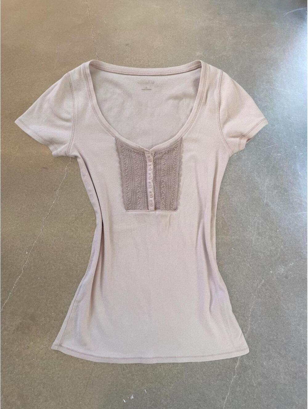 Hollister Y2K Ribbed Lace Henley Top | Women’s Size S